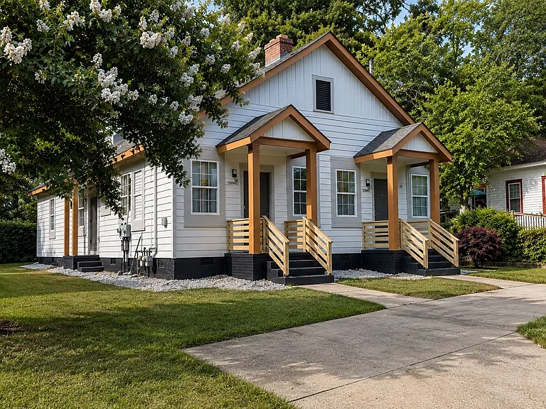 313 W Chappell St — Photo 16