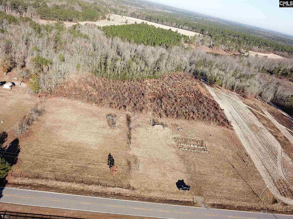 2nd image of 592 Clearwater Lake Rd