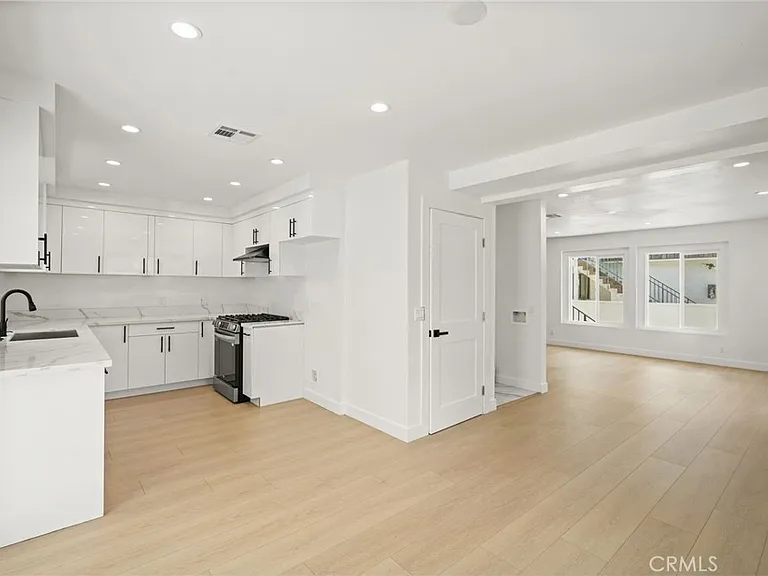 7010 Lennox Ave #A — Photo 10