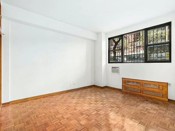 3rd image of 408 W 57th St APT 1K