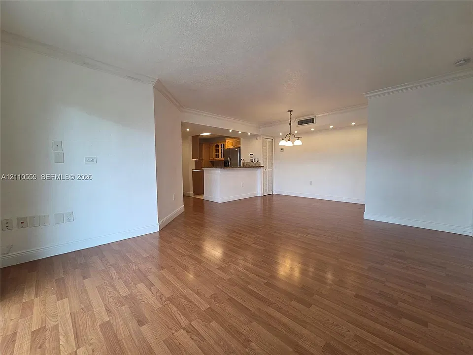 10755 SW 108th Ave #204