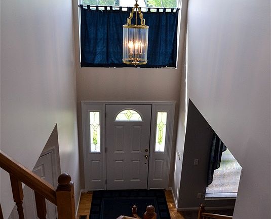 3rd image of 18 Harness Ln