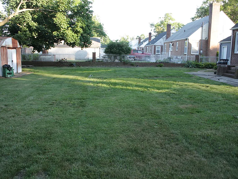 244 Lawrence St #1 — Photo 3