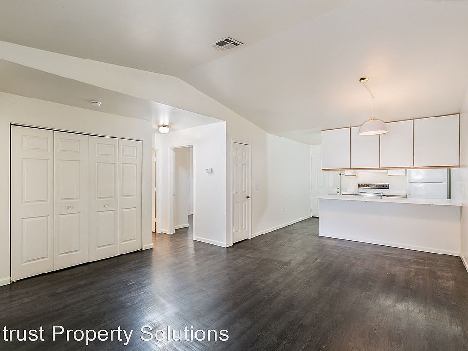 2nd image of 860 Lost Tree Dr #8444666
