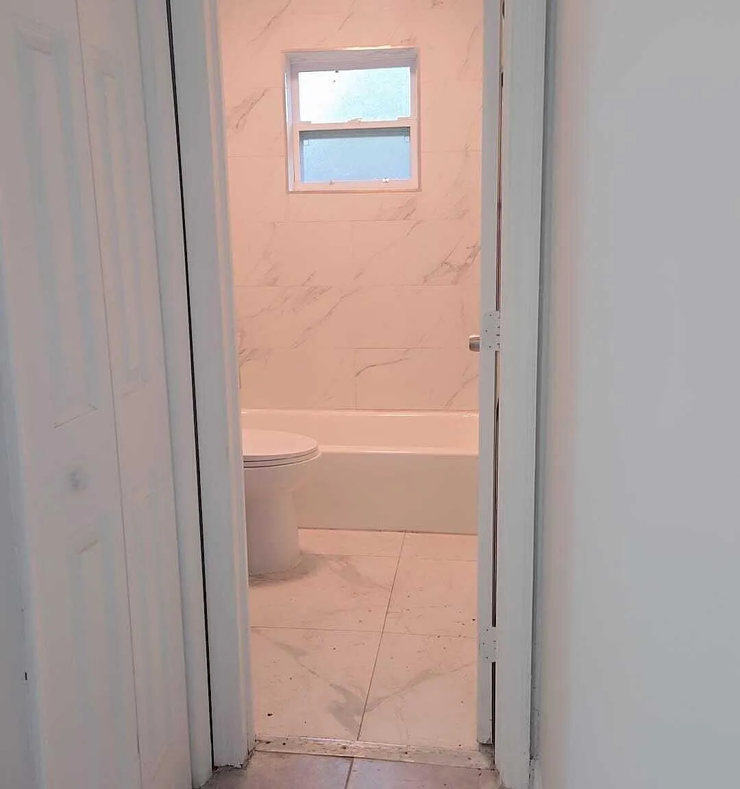 1 bed, 1.0 bath, 3808 sqft, $1,600 — Photo 4