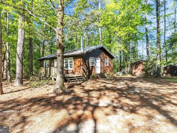 71 Pine Crest Dr, Pine Mountain, GA 31822