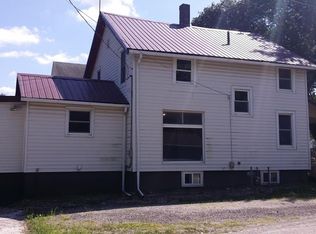 1010 W 5th St, Perry, IA 50220