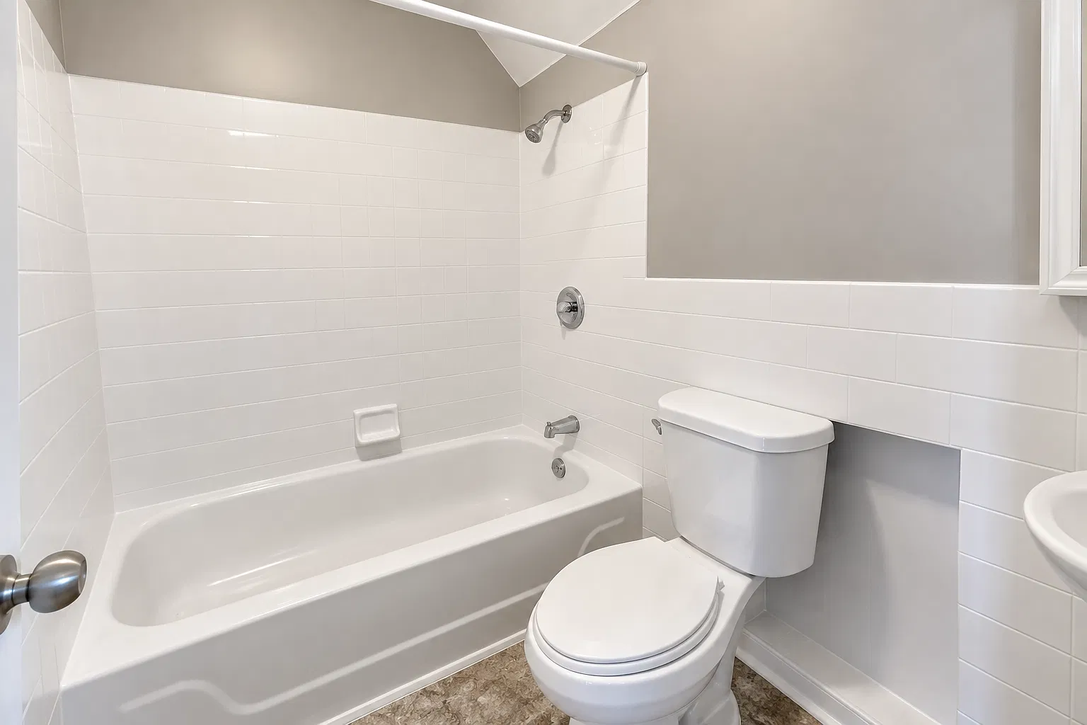 4 bed, 1260 sqft, $1,499 — Photo 4