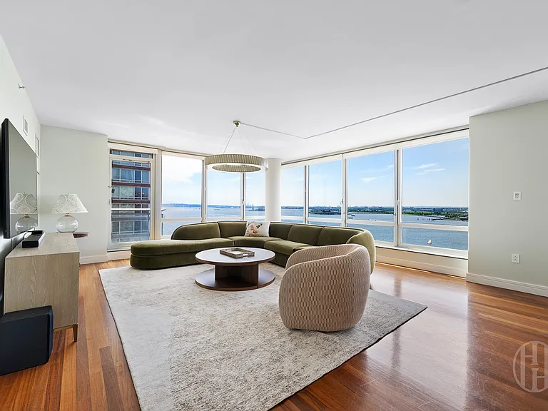 30 Little West St #21F — Photo 1