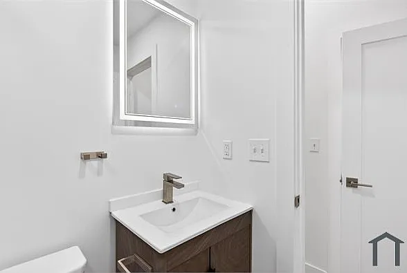 1724 Dickinson St #A — Photo 15
