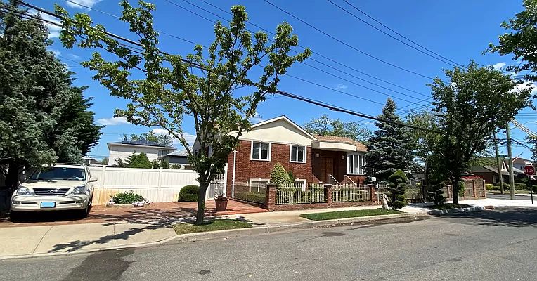 1st image of 7103 Avenue V