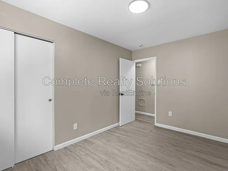10417 Prince Dr — Photo 19