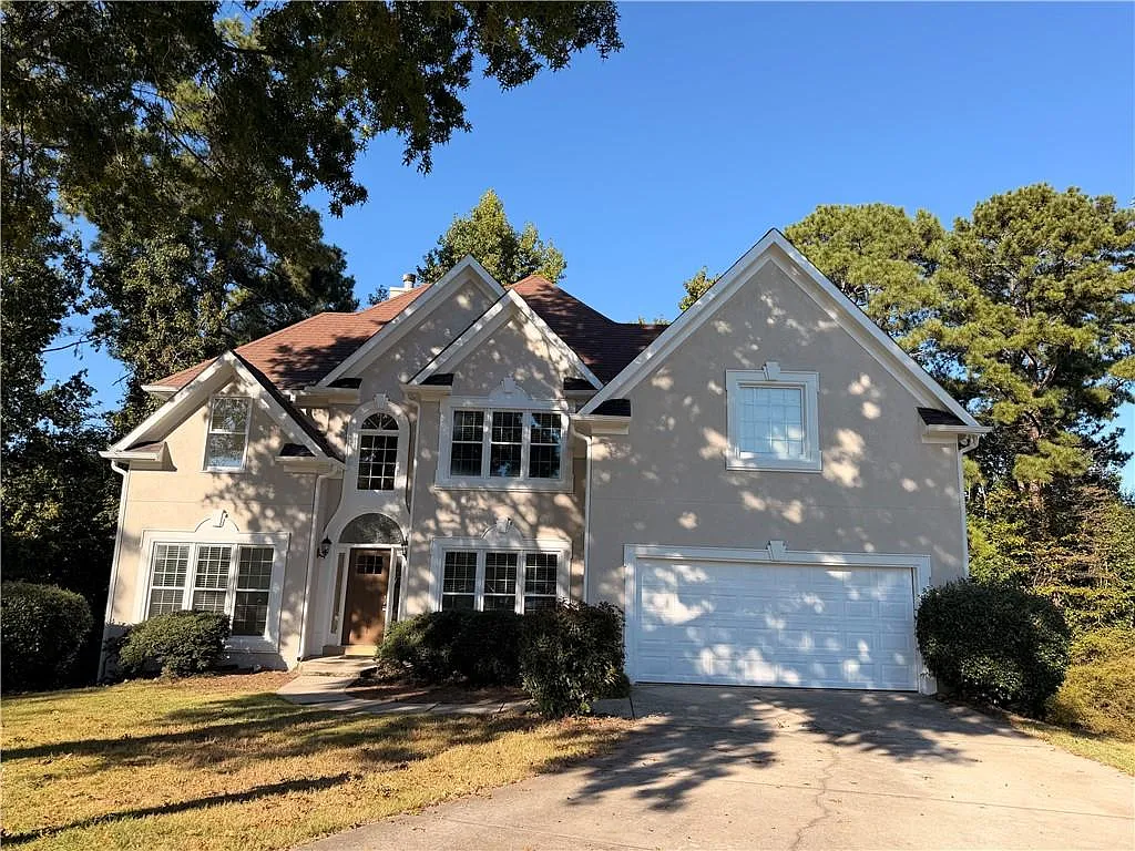4 bed, 3.5 bath, 3554 sqft, $3,800 — Photo 2
