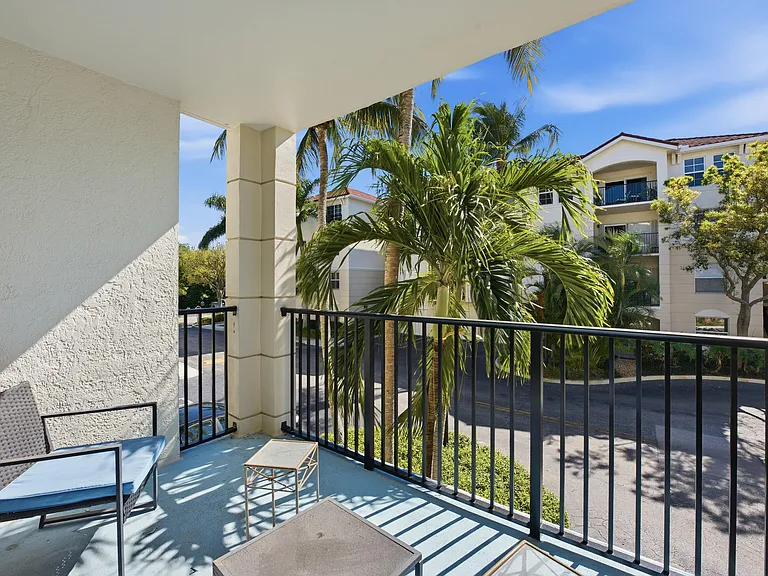 3221 Tuscany Way #3221 — Photo 26