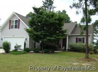936 Magnolia Dr, Aberdeen, NC 28315