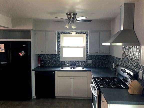 3rd image of 1106 Terrell Dr