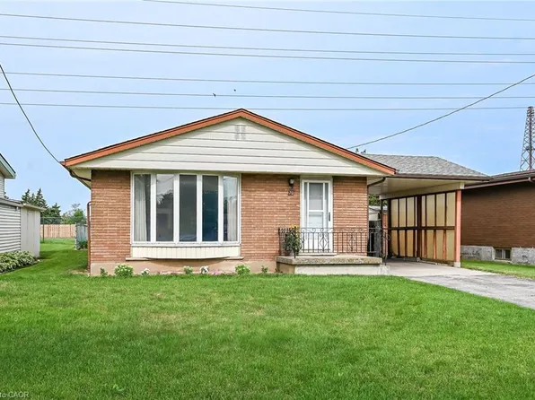 70 Bishopsgate Ave, Hamilton, ON L8V 3K4