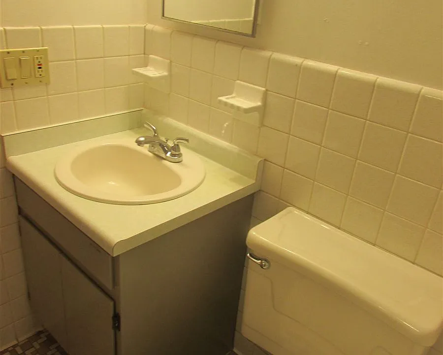 Bathroom (2)
