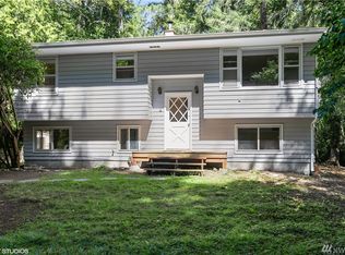 12980 Roe Rd NE, Bainbridge Island, WA 98110