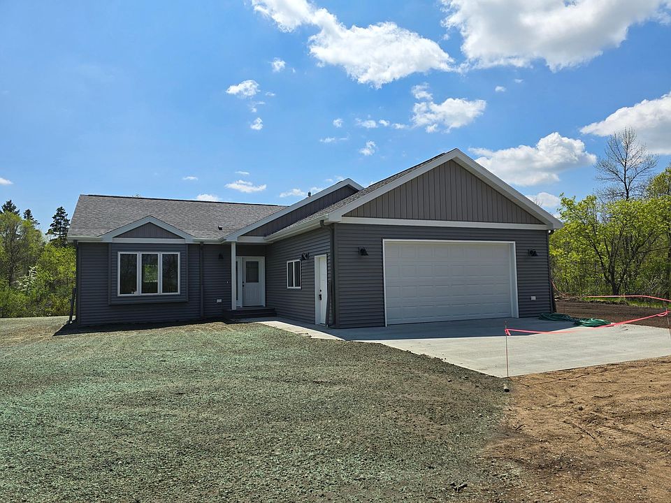 1st image of 465 Oak Cir