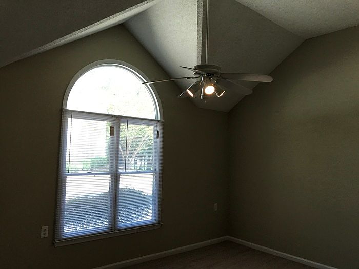 1st image of 3440 Balfour W