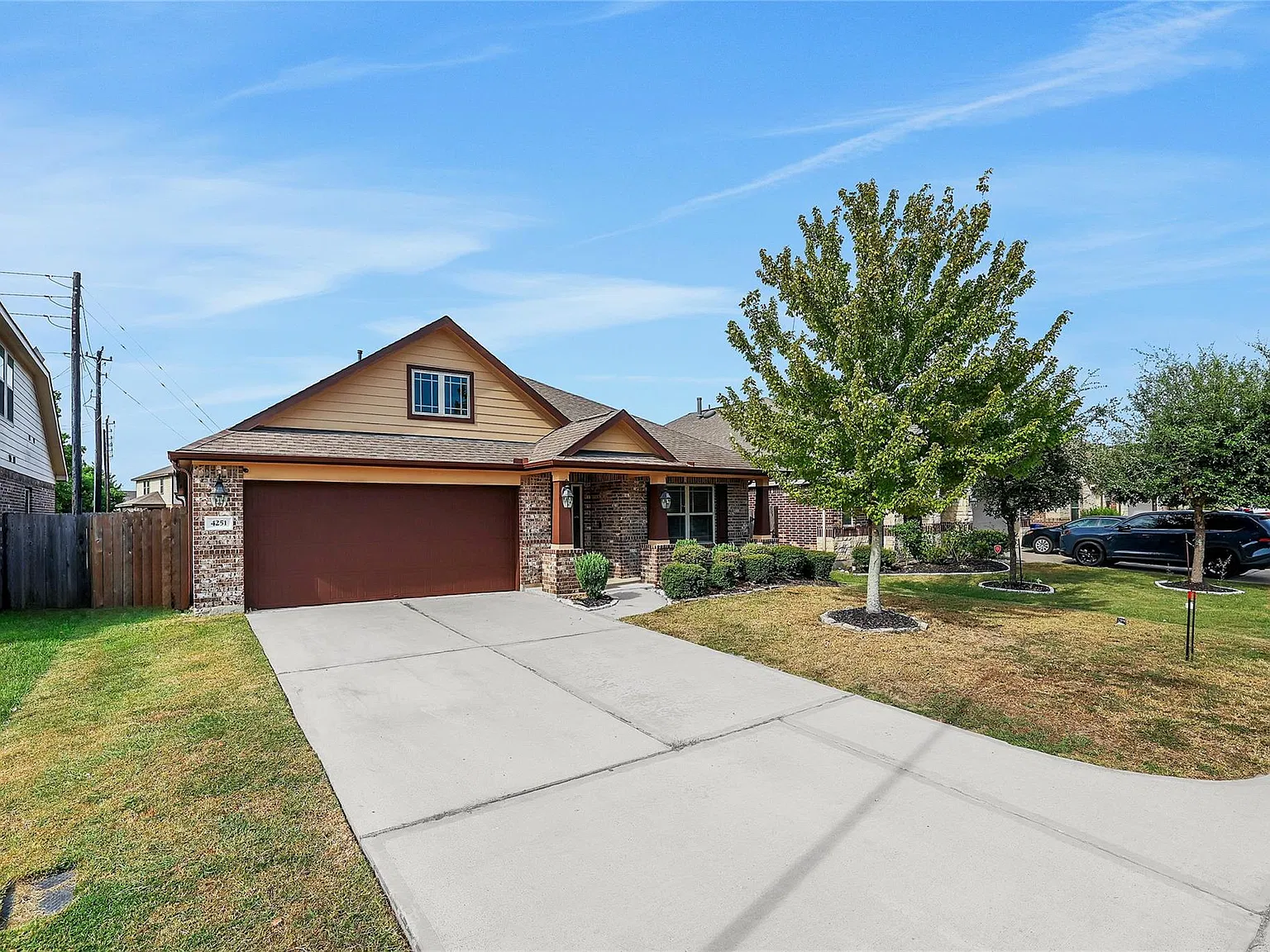 3 bed, 2.0 bath, 1854 sqft, $2,250 — Photo 1