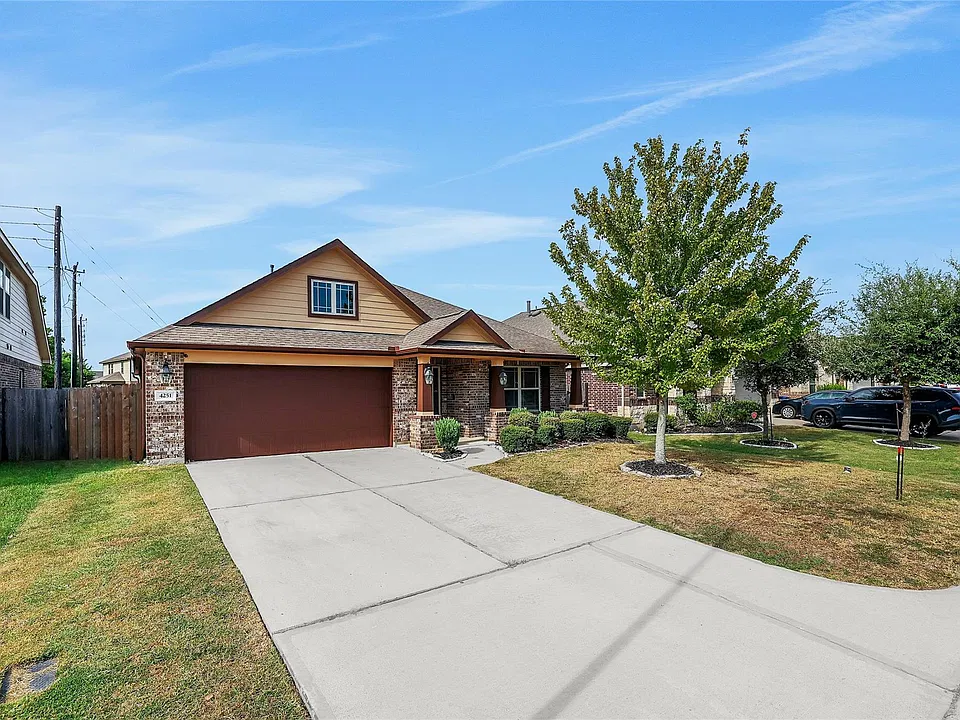 4251 Bearberry Ave