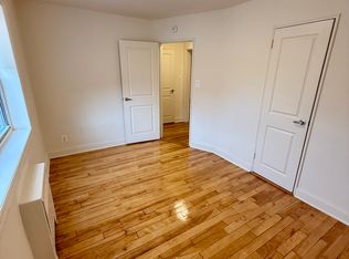 223 Arlo Rd #2A, Staten Island, NY 10301