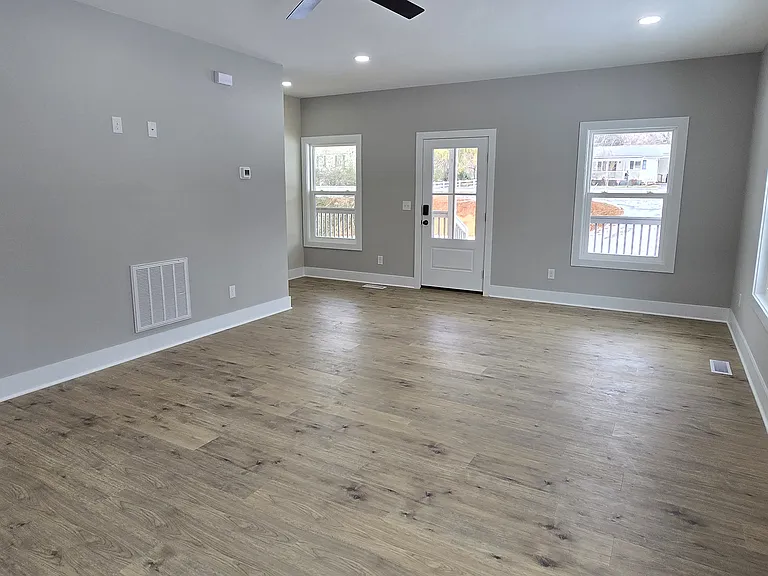 5058 Shattalon Dr — Photo 27