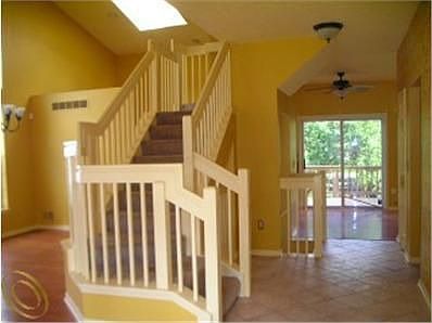 3rd image of 372 Lake Forest Dr