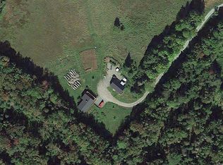 927 Green Bay Loop, Peacham, VT 05862