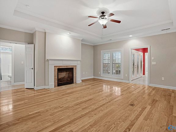 2nd image of 2401 Habersham Dr SE