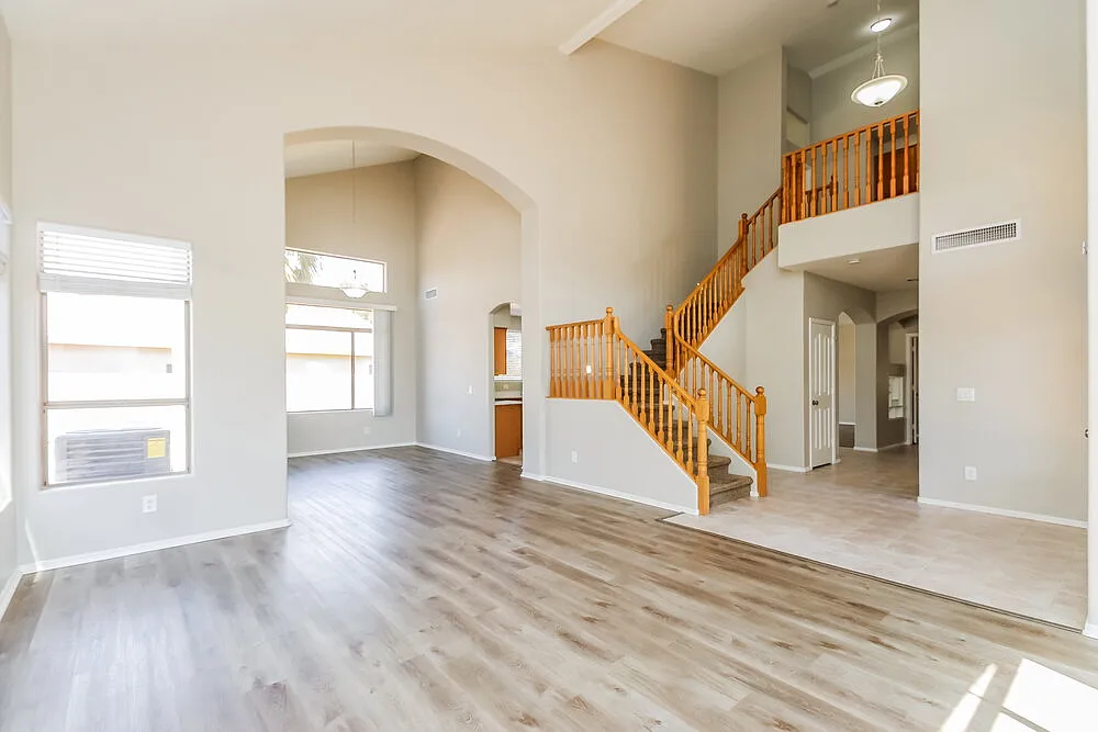 4 bed, 3.0 bath, 3102 sqft, $3,185 — Photo 4