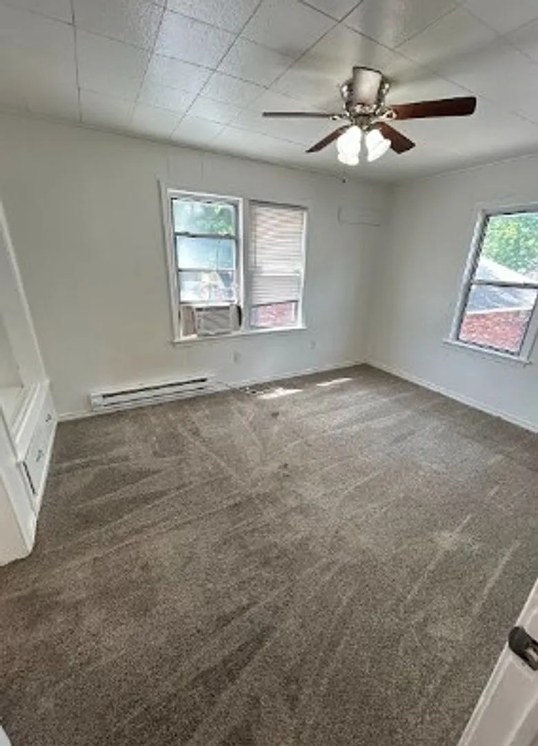 Redmond Duplex — Photo 3