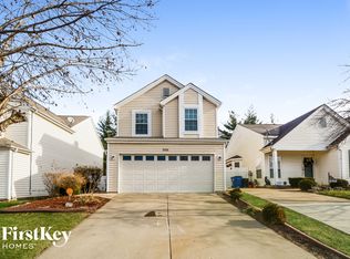 2711 Liberty Landing Ct, Florissant, MO 63033
