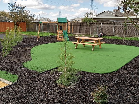 Community space & play area