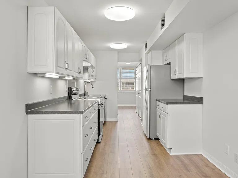 4890 Bay St NE #330 — Photo 8