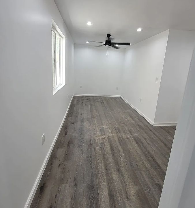2nd image of 428 W 7th St #10