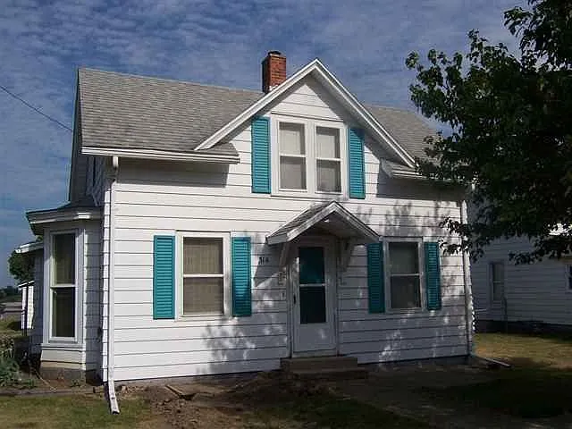 400 S East St photo 1