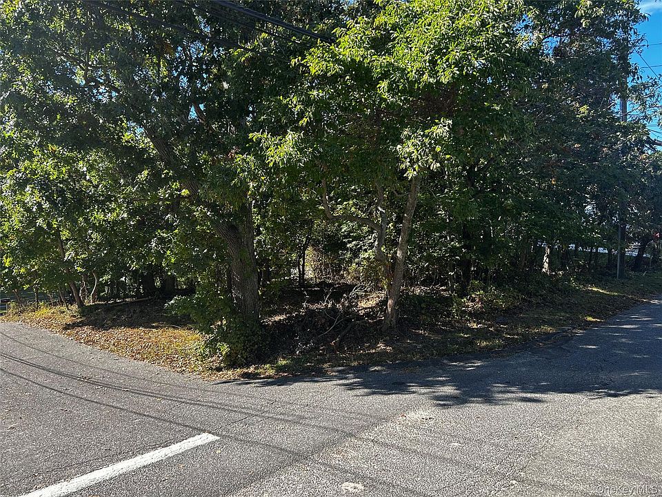 1st image of 4th Street