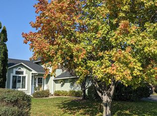 8159 Lawndale Ln N, Maple Grove, MN 55311