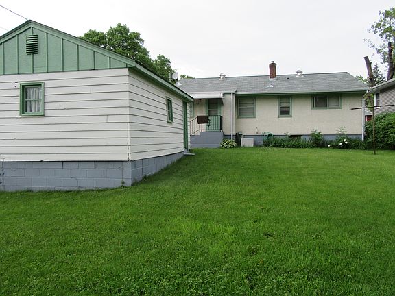 2nd image of 1734 Orange Ave E