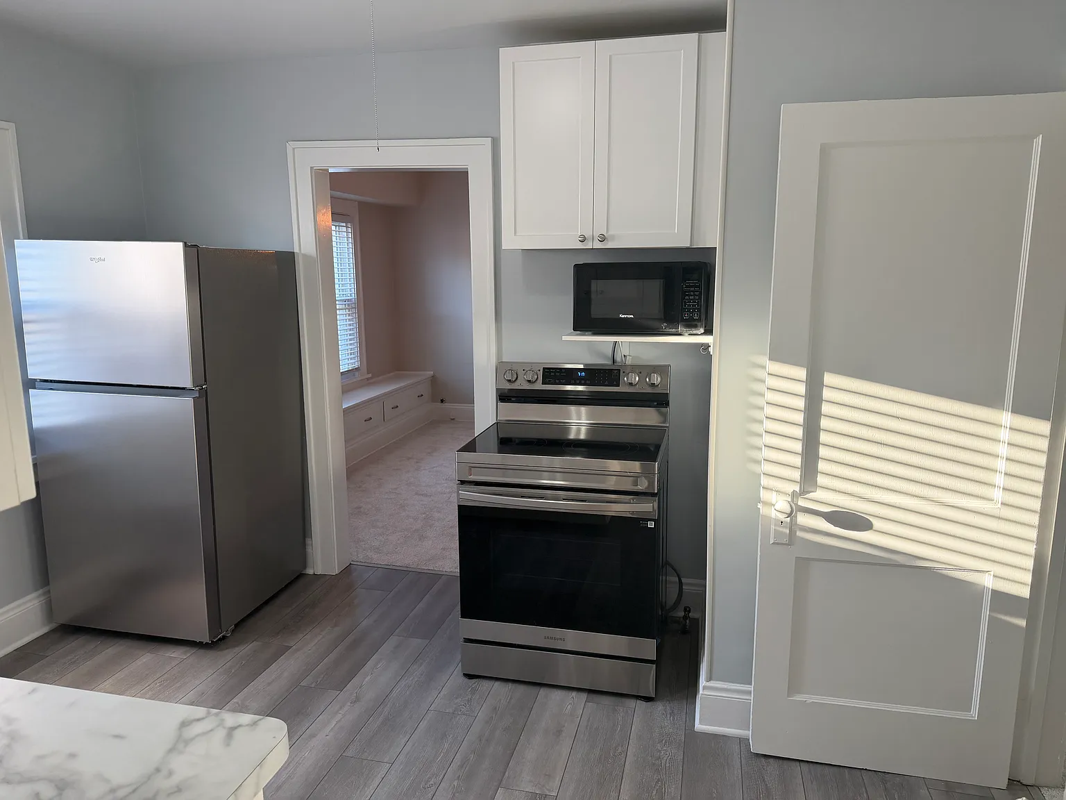 2 bed, 1175 sqft, $1,600 — Photo 2