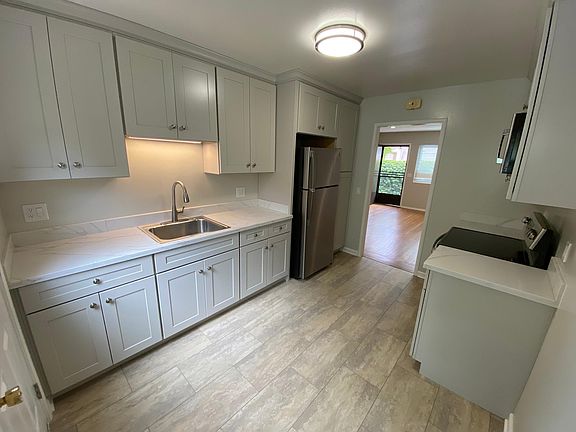 All brand new kitchen appliances installed in JUN 2022.