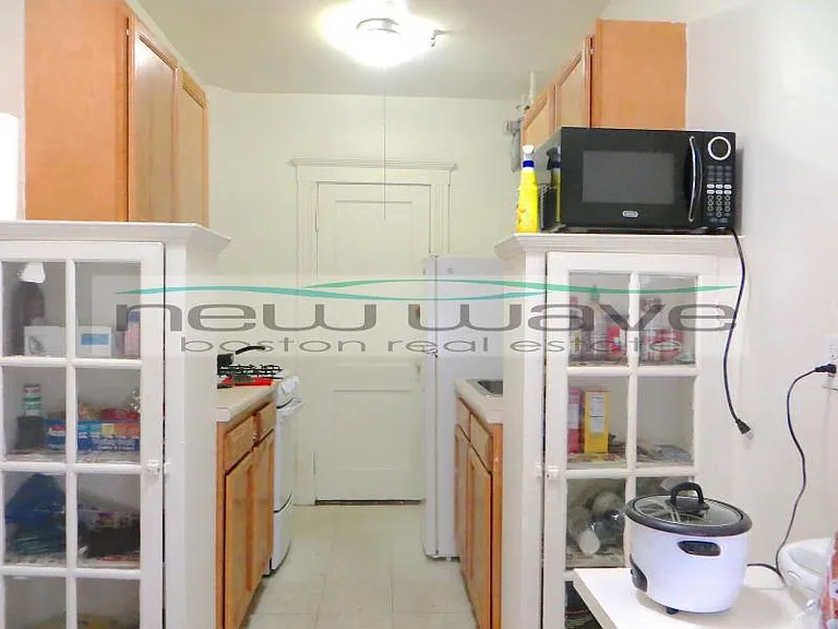 235 Park Dr #1 — Photo 6