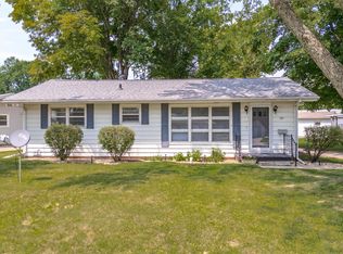 105 Conley Cir, Bloomington, IL 61701