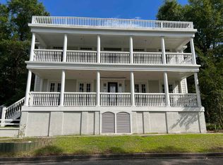 70 Crescent Dr, Georgetown, SC 29440