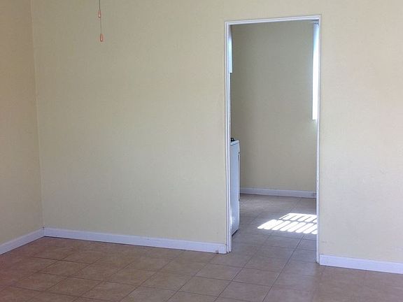 4th image of 254 22nd St