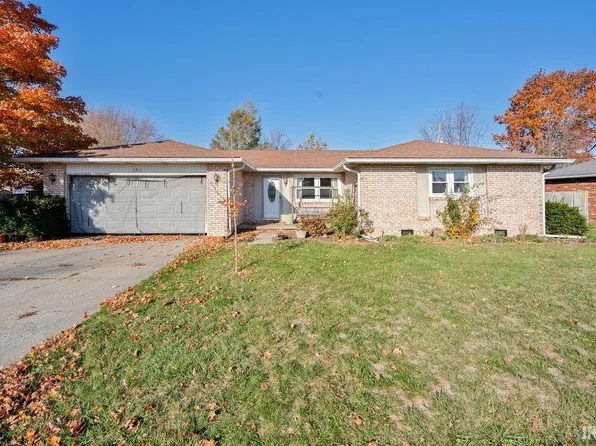 1711 E Cadillac Dr, Kokomo, IN 46902