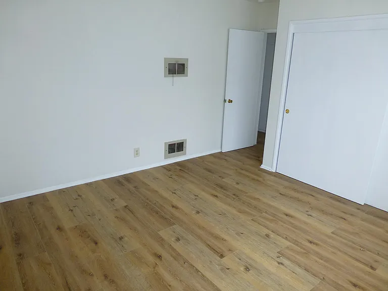 12755 Matteson Ave #7 — Photo 10